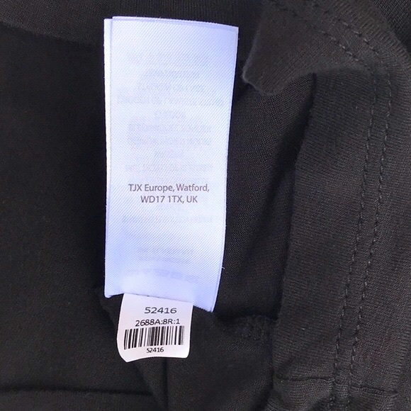 Tahari Split Flutter Sleeve Top - Picture 8 of 8